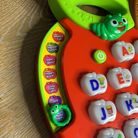 VTech Alphabet Apple in Red Kids Learning Toy - Picture 8 of 11